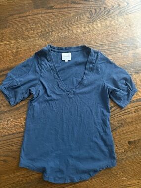 sundays Navy V-Neck Short Sleeve Tee